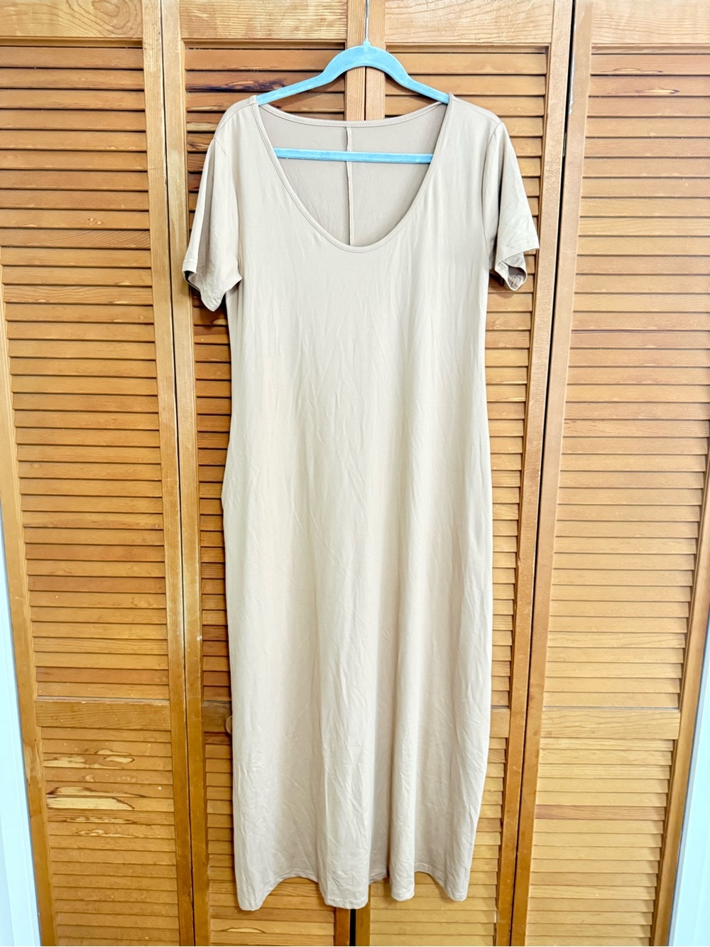 Everyday Scoop Neck Maxi Dress in Beige BRAND NEW